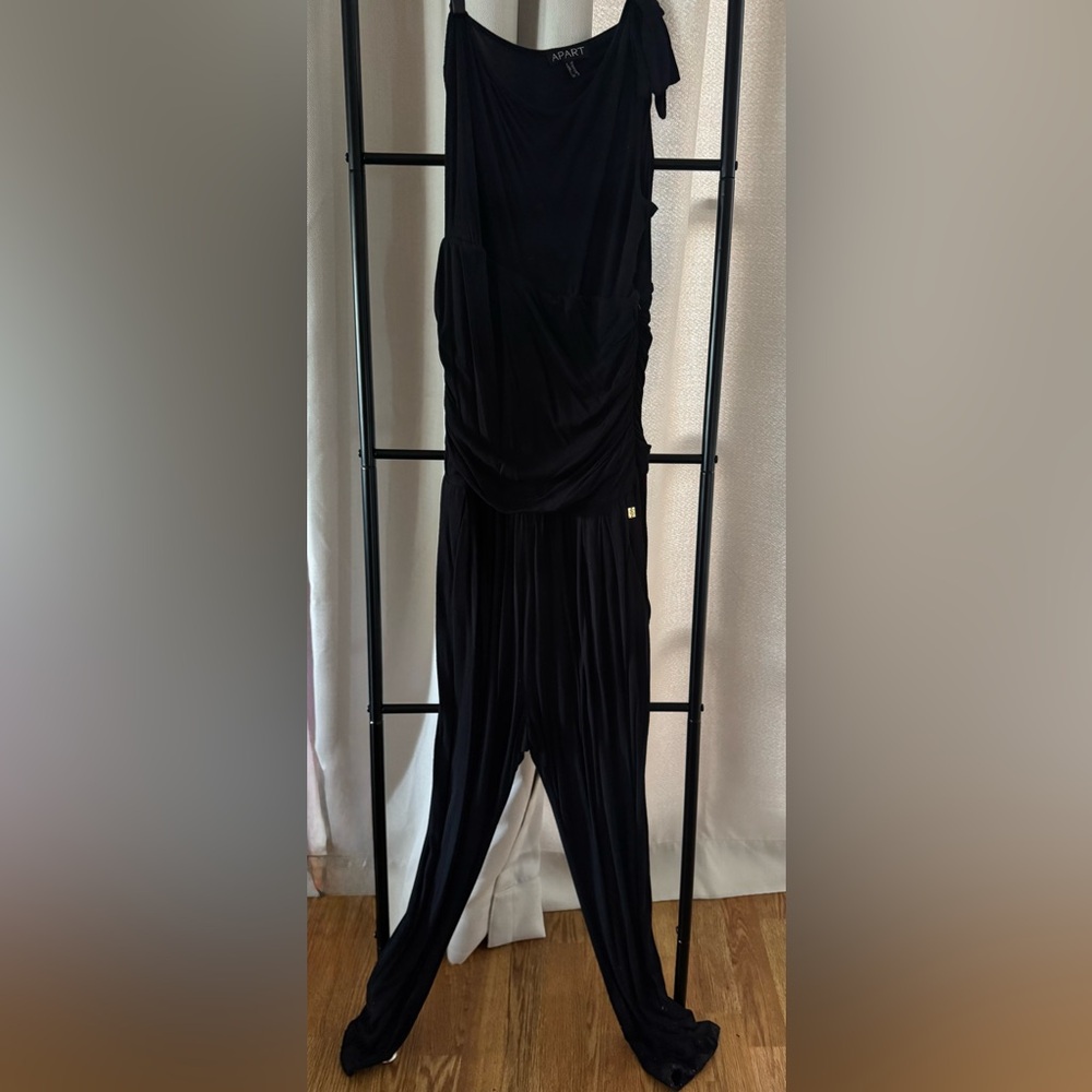 Elegant Black Jumpsuits for Every Occasion